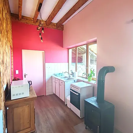 Du Precontent Bed & Breakfast 3*