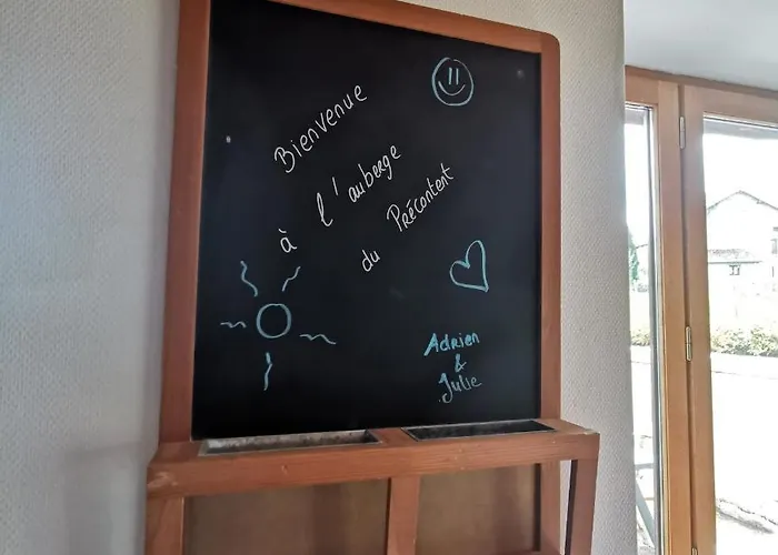 Du Precontent فندق مبيت وإفطار Arfeuilles